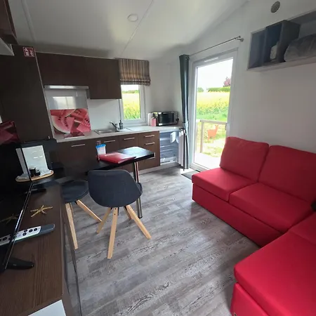 Rhoenstrand Apartment *